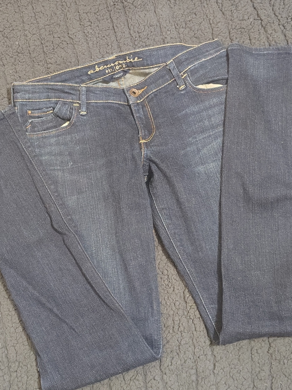 Abercrombie & Fitch Indigo Skinny Jeans